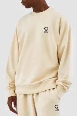 Hot Carlos Small Heart Crewneck Sweaters